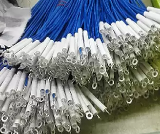 Luva de fibra de vidro revestida de acr&iacute;lico usada para chicotes de fios de ve&iacute;culos de nova energia